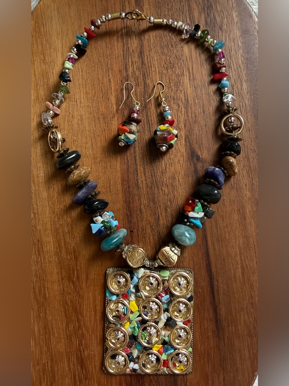 Vintage Artisan Multicolor Gold-Tone Beaded Gemstone Necklace Matching Earrings